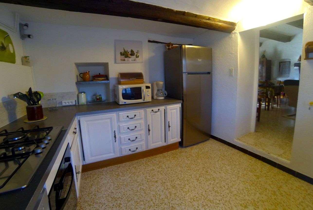 The equipped kitchen
